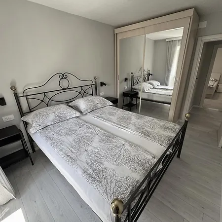 Jadreskic Apartment *